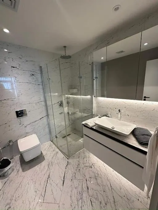 Modern Luxury Apt At Sinpas Queen Istanbul 0*,