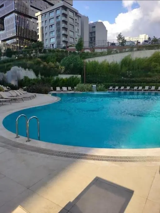Modern Luxury Apt At Sinpas Queen Istanbul Turkey